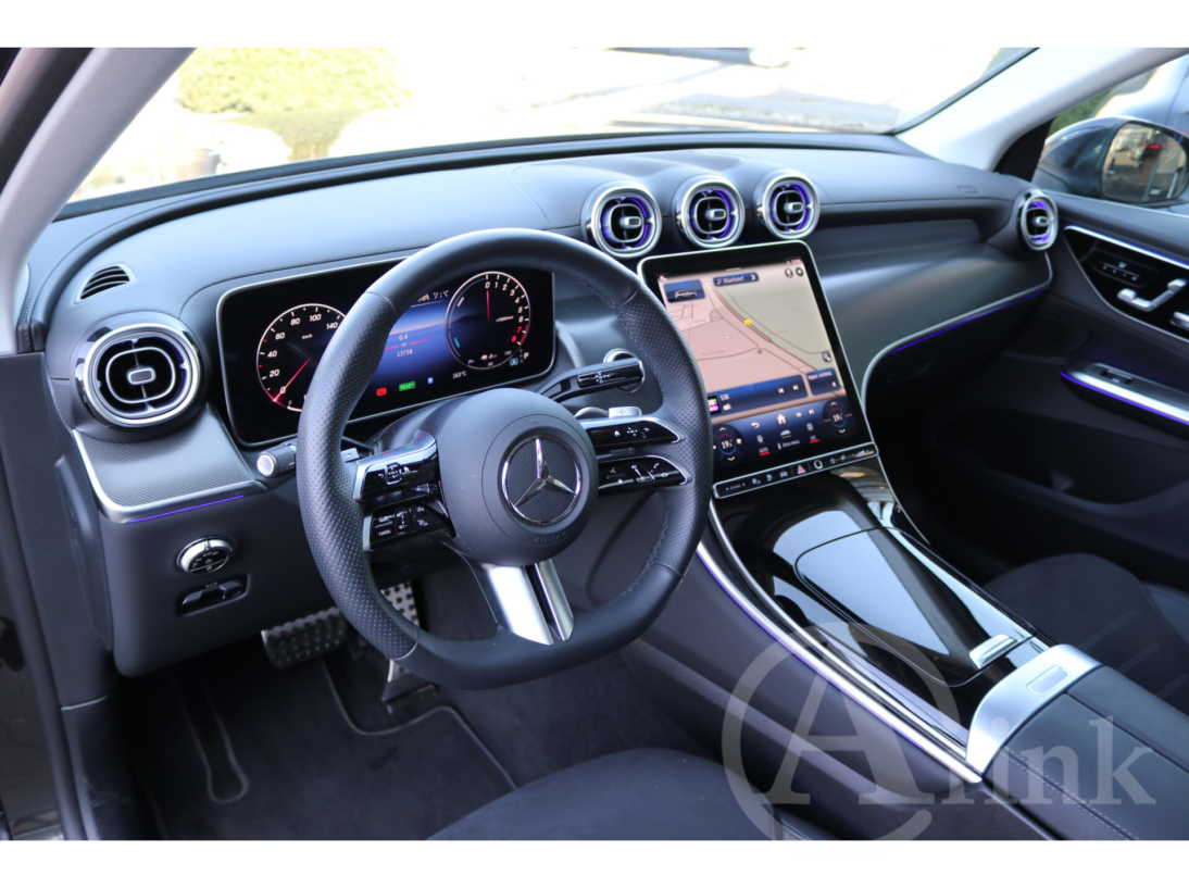 Vehicle 44006522 a684663a 77f8 499c 9684 2f3e8113c1b4