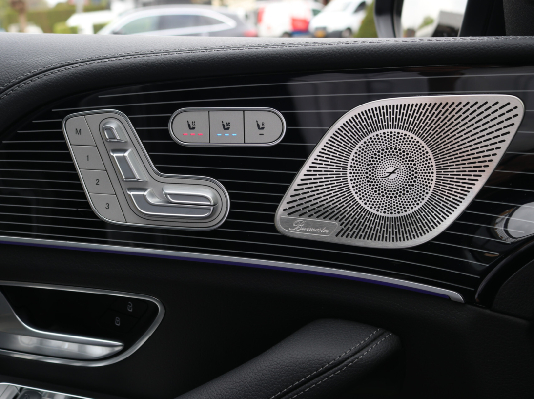 Vehicle 46510791 1cd8f1e1 32f1 4071 b1cf fd48e03f7714