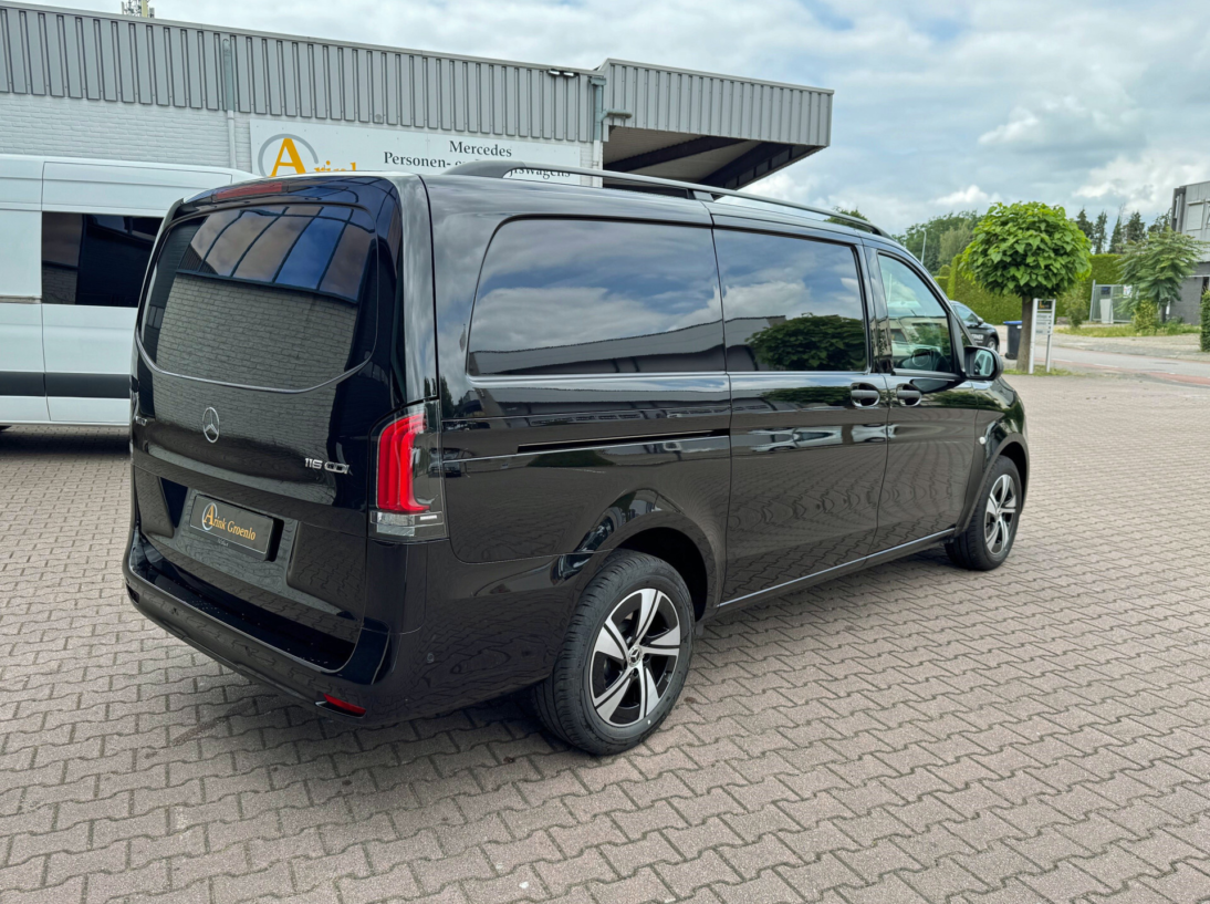 Vehicle 46278450 0e8de786 f08b 455a 937c d7fccd26a97e