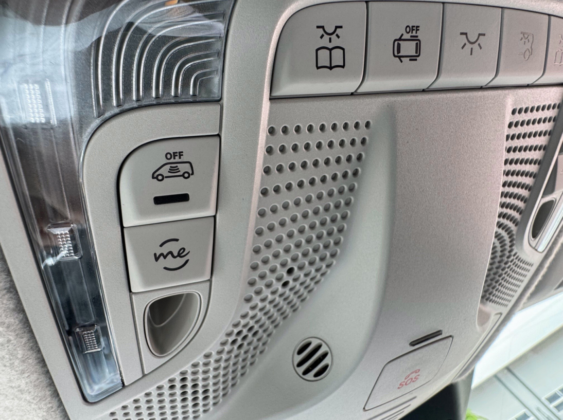 Vehicle 46278450 64dc6c8a 8889 4ad2 88d4 8d17d1f5b058