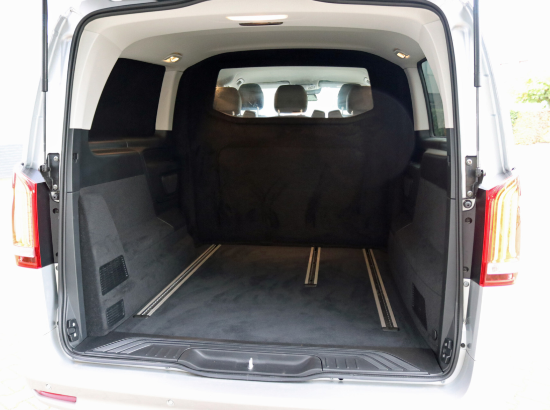 Vehicle 41369755 499f89a7 9442 4e55 8a88 a8c49b3980ef