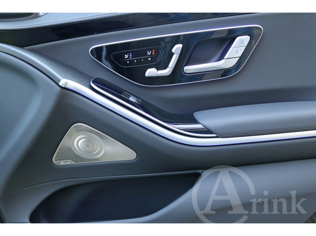 Vehicle 31841182 218813ba e18c 4479 b092 f0ee55765625