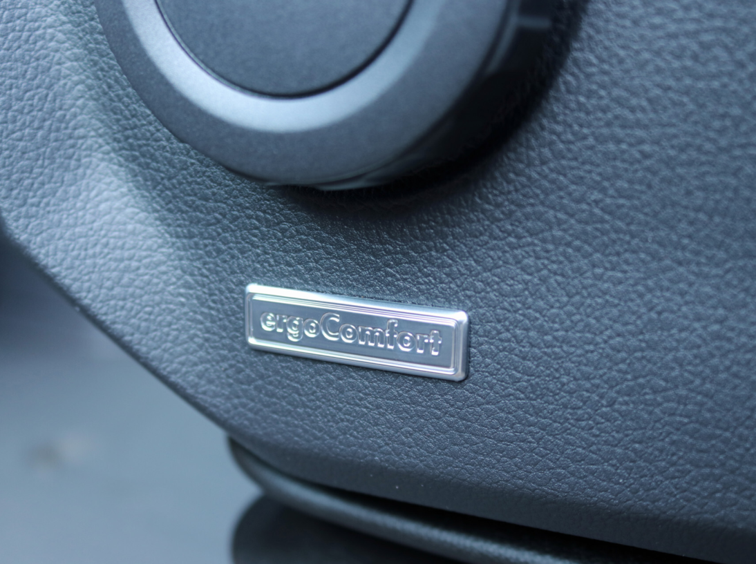 Vehicle 34973487 769924cb 3214 4900 8d2a f49336dffd4b