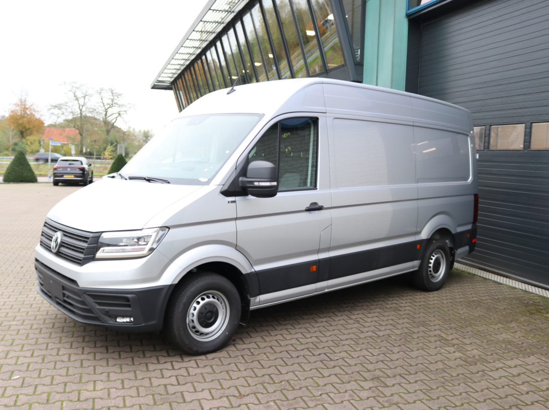 Vehicle 34973487 7b5e1799 1bf9 490a ae6b 0030917ed9ab
