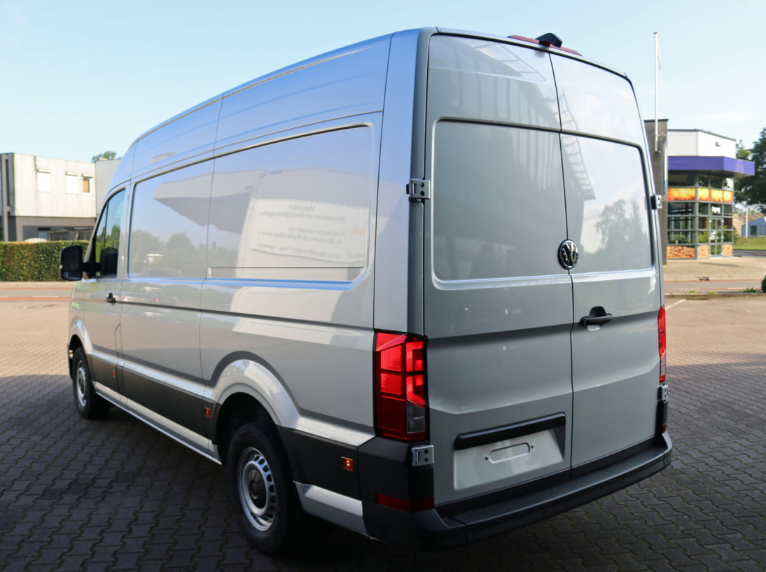 Vehicle 34973487 802fa654 665b 4444 be36 c5ae07e8a648