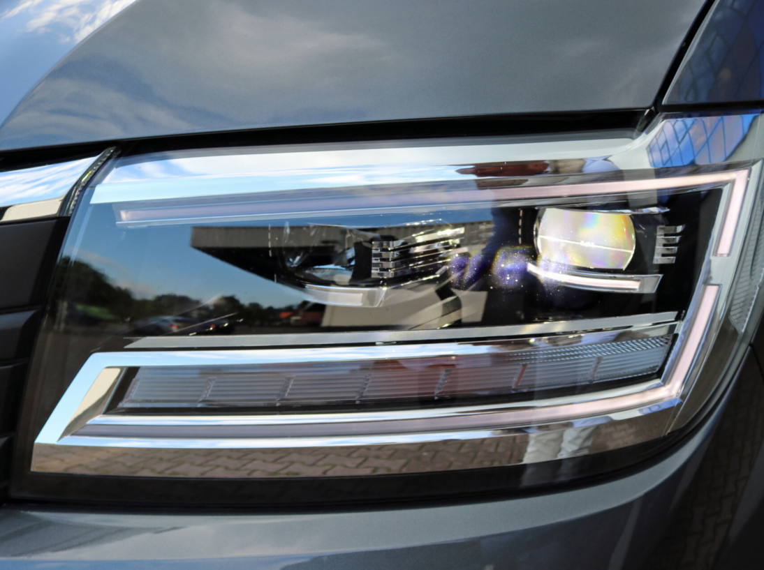 Vehicle 34973449 a8ce6c9b a0c5 4249 b989 e03b0644f4d4