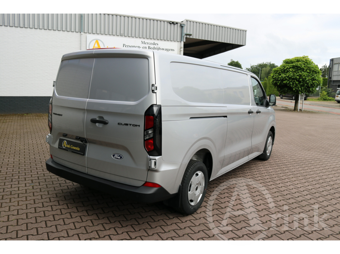Vehicle 39042330 bb60c833 4053 4ddd ab0e aef3f25abb93