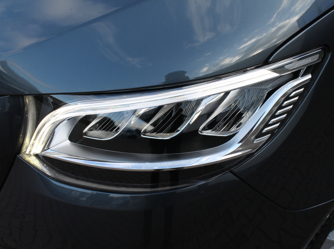 Vehicle 41711659 c745b737 19e6 47c6 b081 8c7ea77a092b