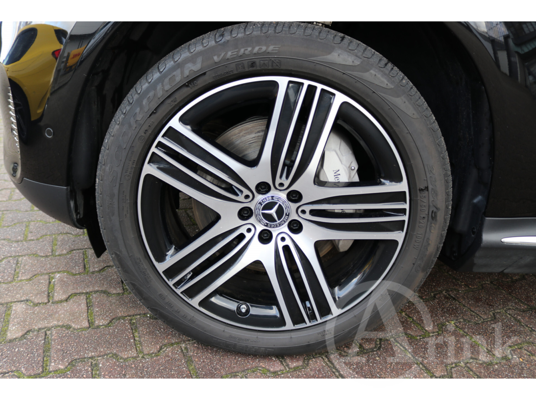 Vehicle 29494962 81e62331 9be7 4f94 972b 3a504e17e66e