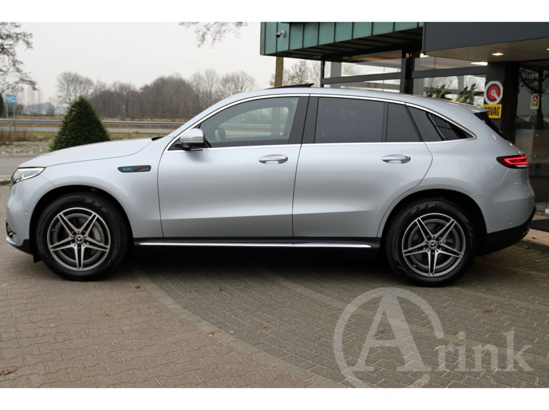 Vehicle 43041052 77ca03cc 7b80 47fa a1f4 8ddee81f7d7e