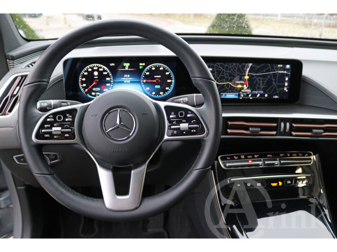 Vehicle 43041052 ba22b2c9 96c4 4b11 bd2b 4cafe42dcce0