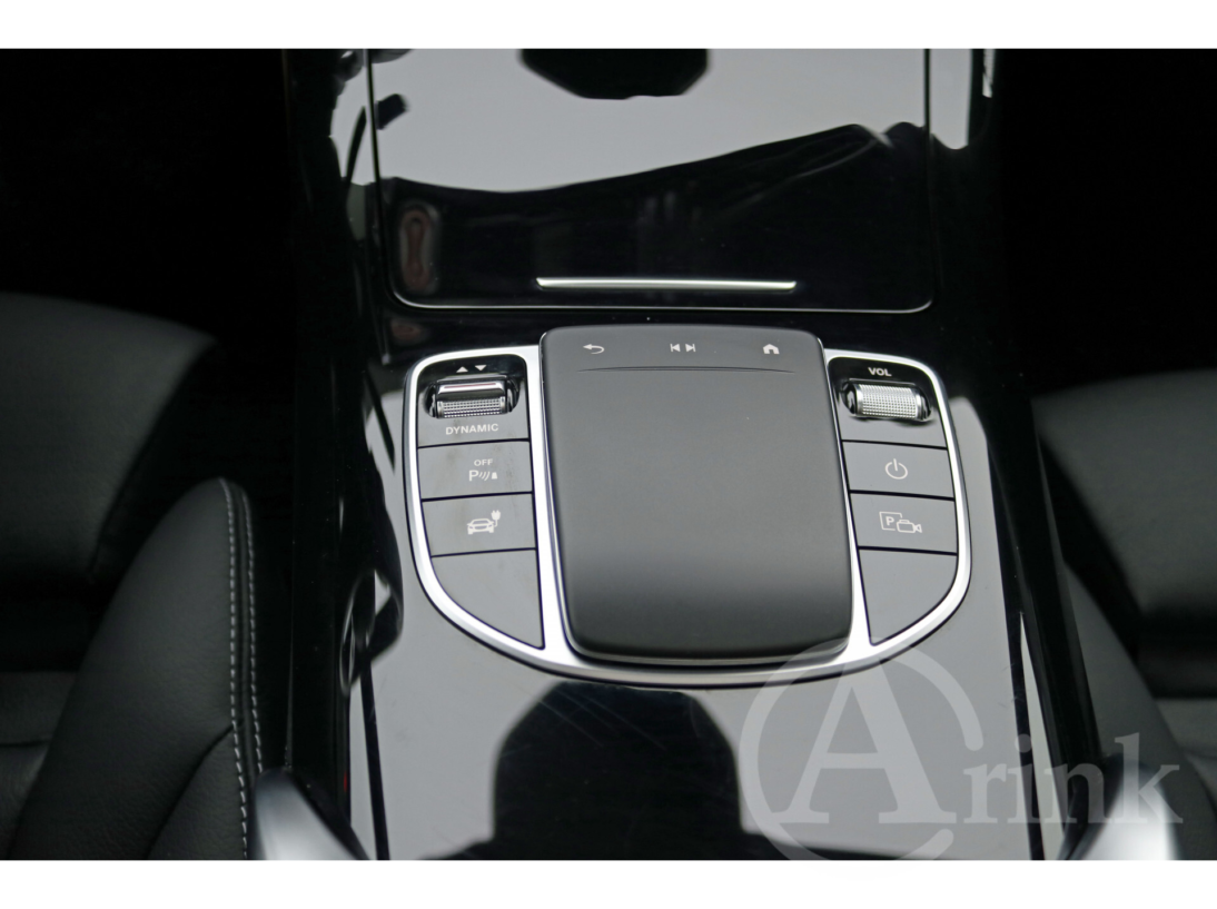 Vehicle 43041052 575e2bab 252e 4f54 b54e 36185341a2c0