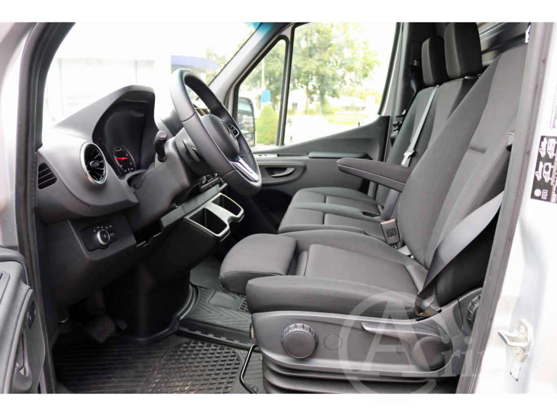 Vehicle 40011207 745f1ec9 8eaa 47a4 a53e c9daf00a8bb4