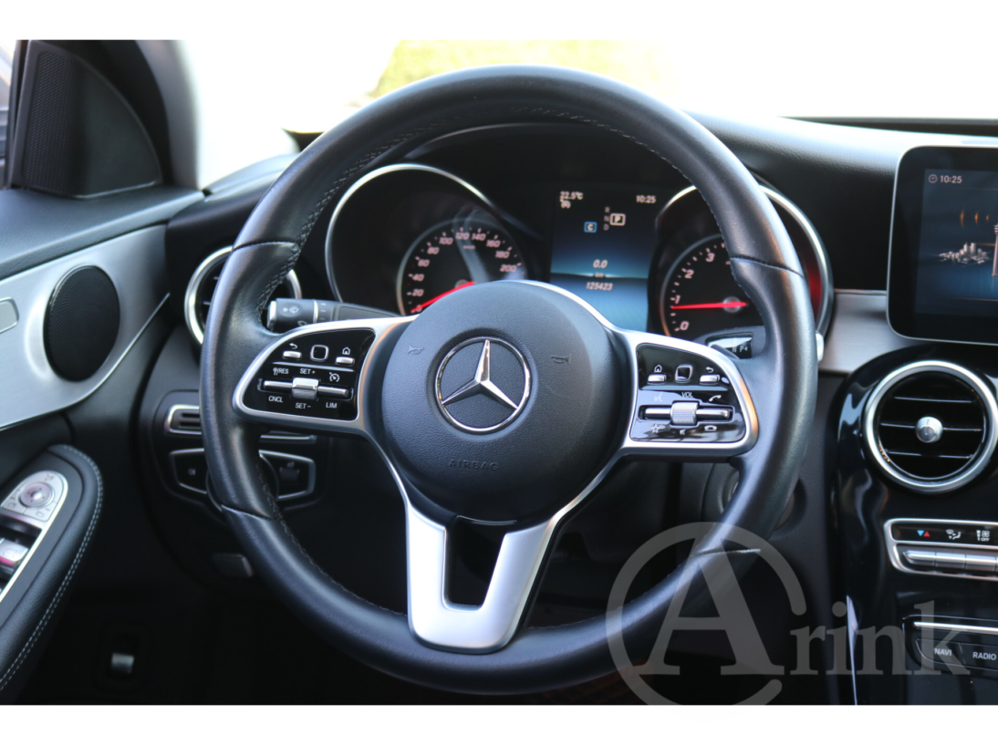 Vehicle 47047756 6cd0ab24 5212 4c72 96f0 da8d80695bf3