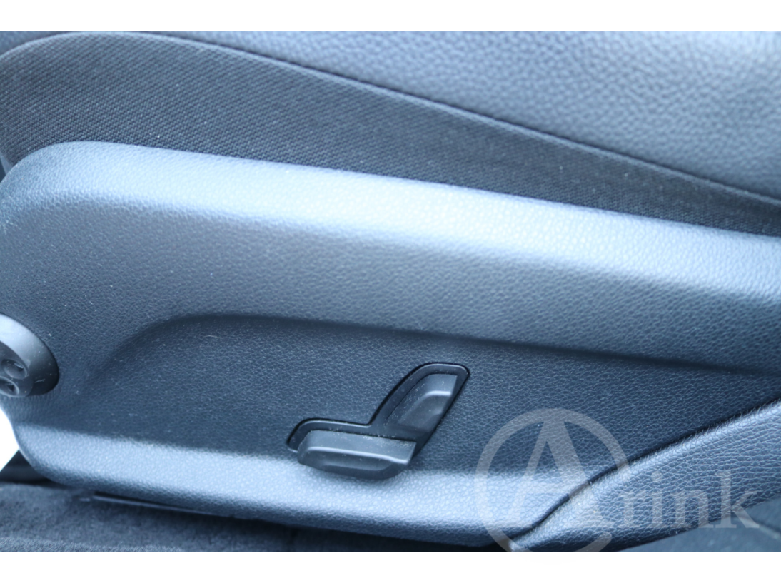 Vehicle 47047756 6dd6295c 93c2 4dff 8671 5742111b4406