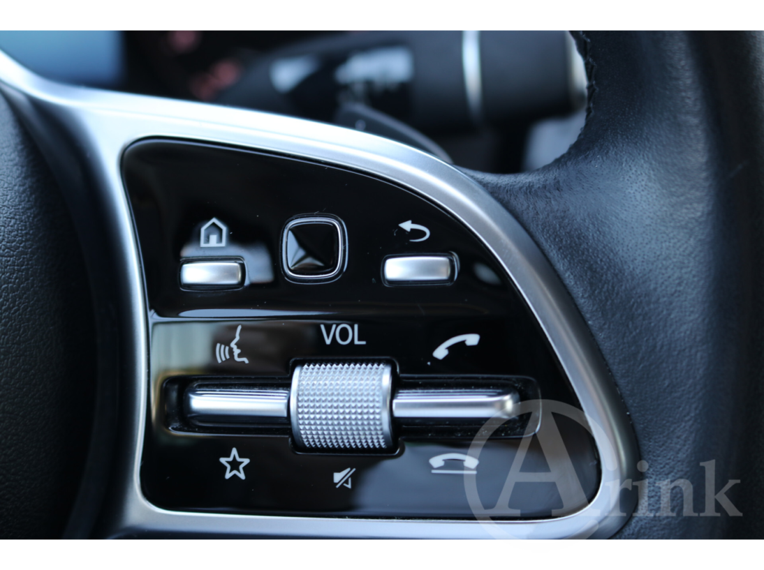 Vehicle 47047756 79b46db0 32aa 422e 8181 7e99367be45b