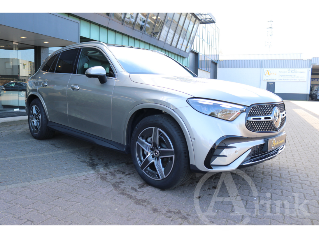 Vehicle 43910569 9fbccf63 448b 40c1 b427 97f5b0a41180