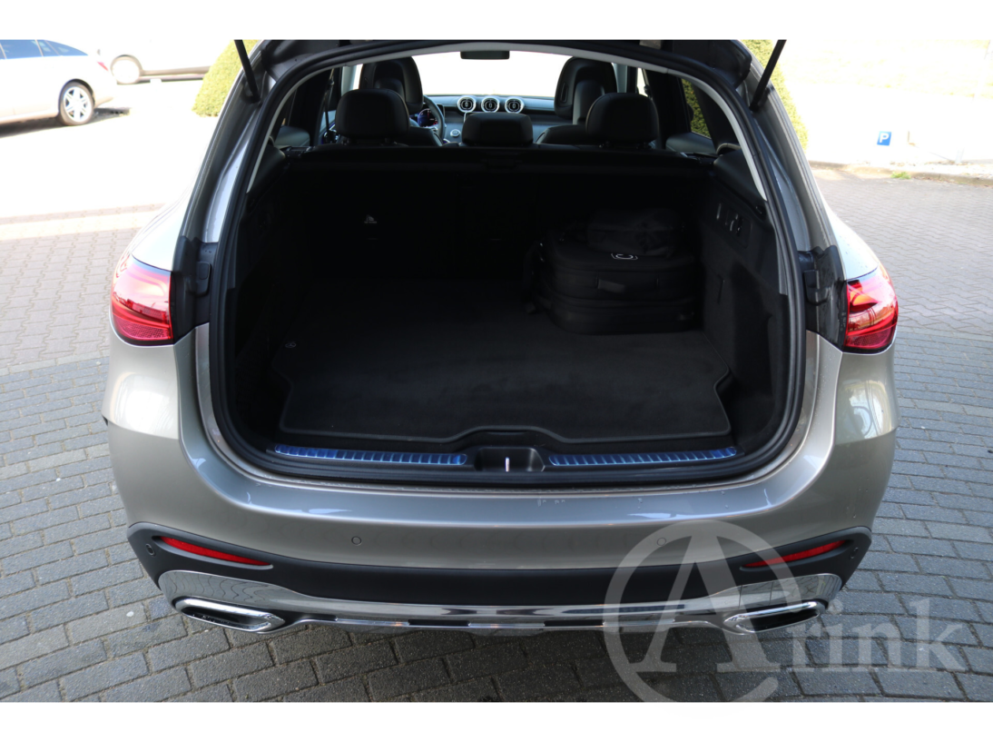 Vehicle 43910569 a580b6af 37e3 4e9e 9c21 fa87282c11eb