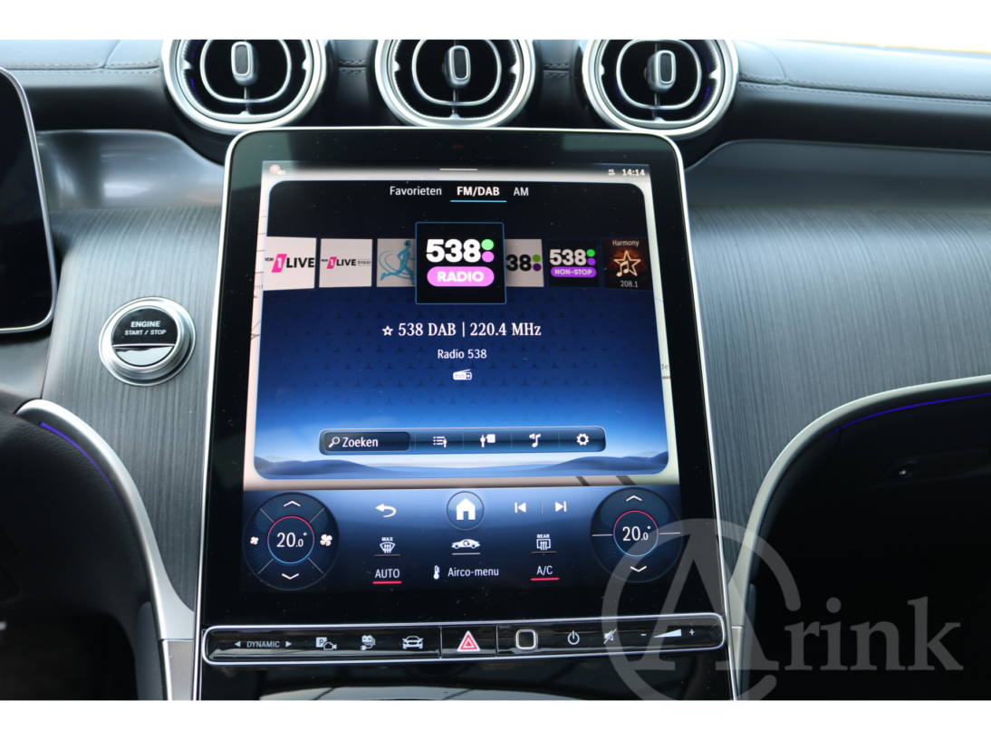 Vehicle 43910569 f1f570ee bd05 4307 b8a8 6c7825bee4ef