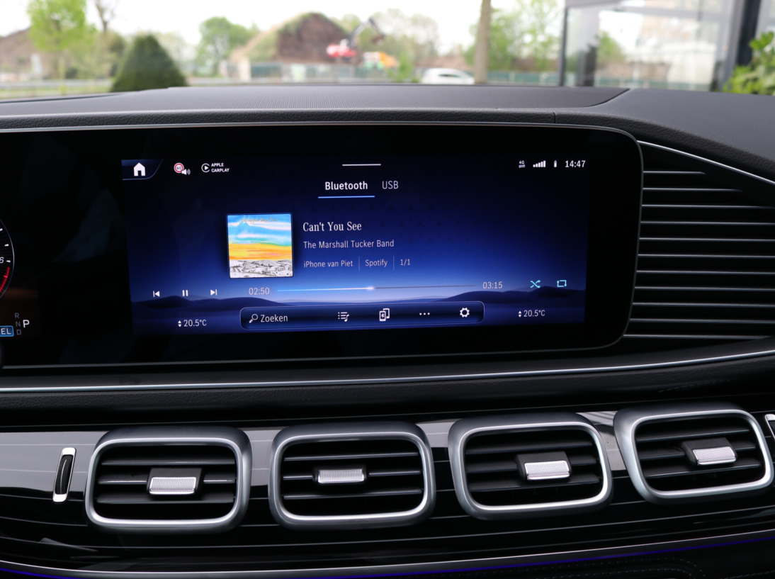 Vehicle 44488807 3a6d9dae 1c05 41c3 8ac9 59c7b8f137fb