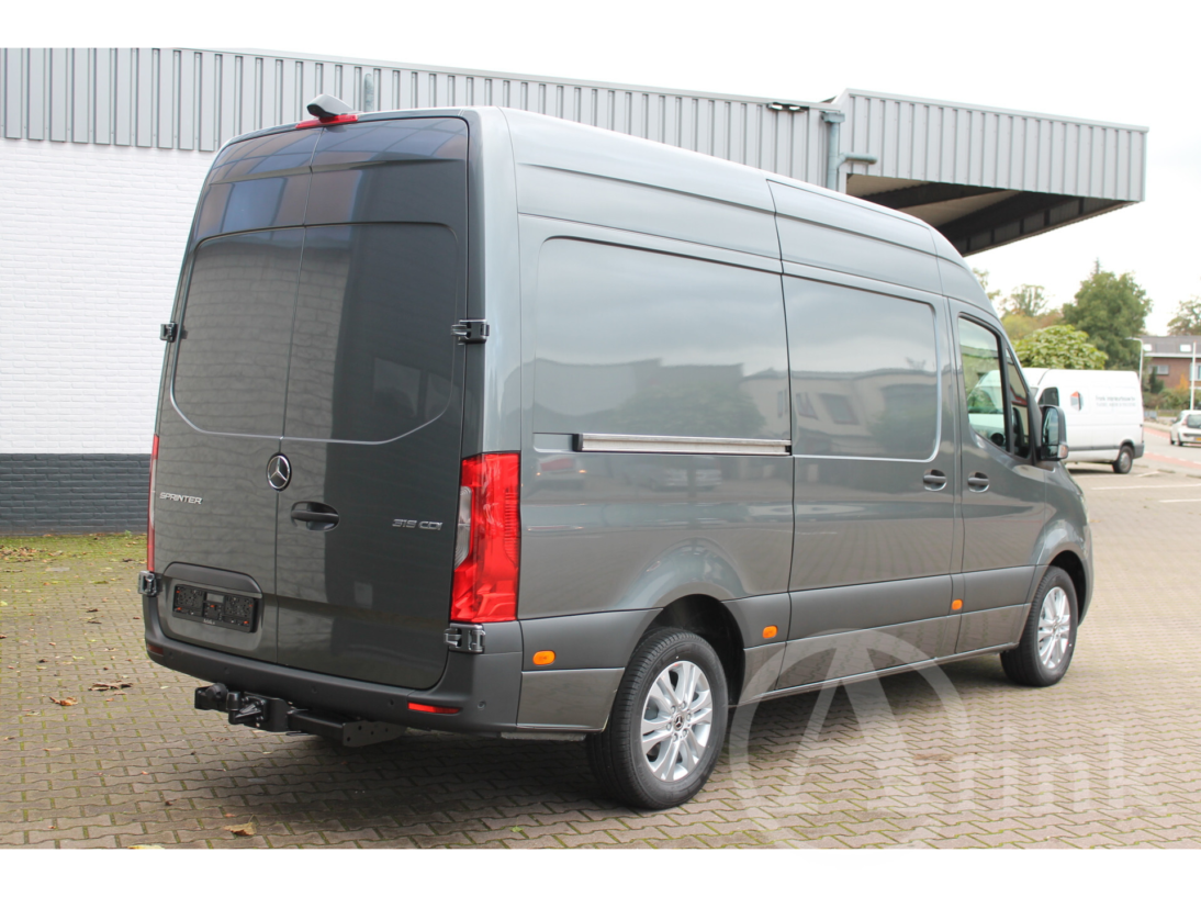 Vehicle 37346080 9c4ace0a 4d54 47a7 94ff 03ba2802ad1e
