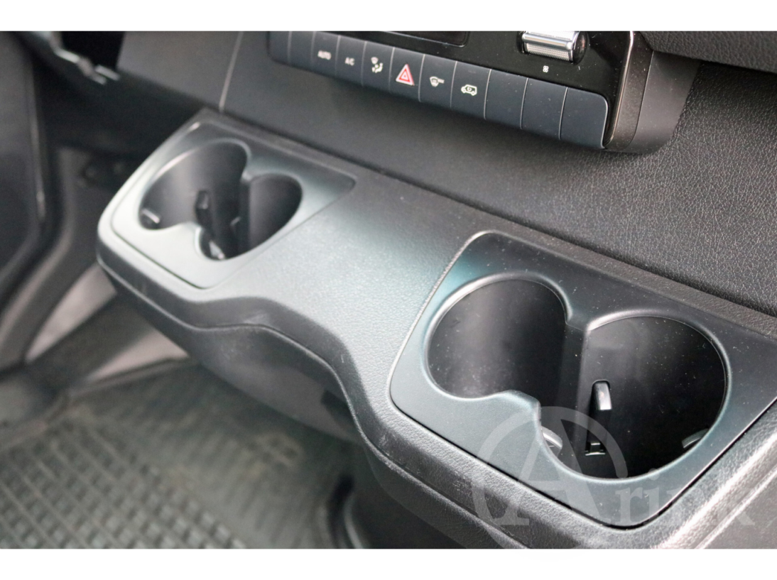 Vehicle 37346080 253ec448 d348 475a a707 d81c72160900