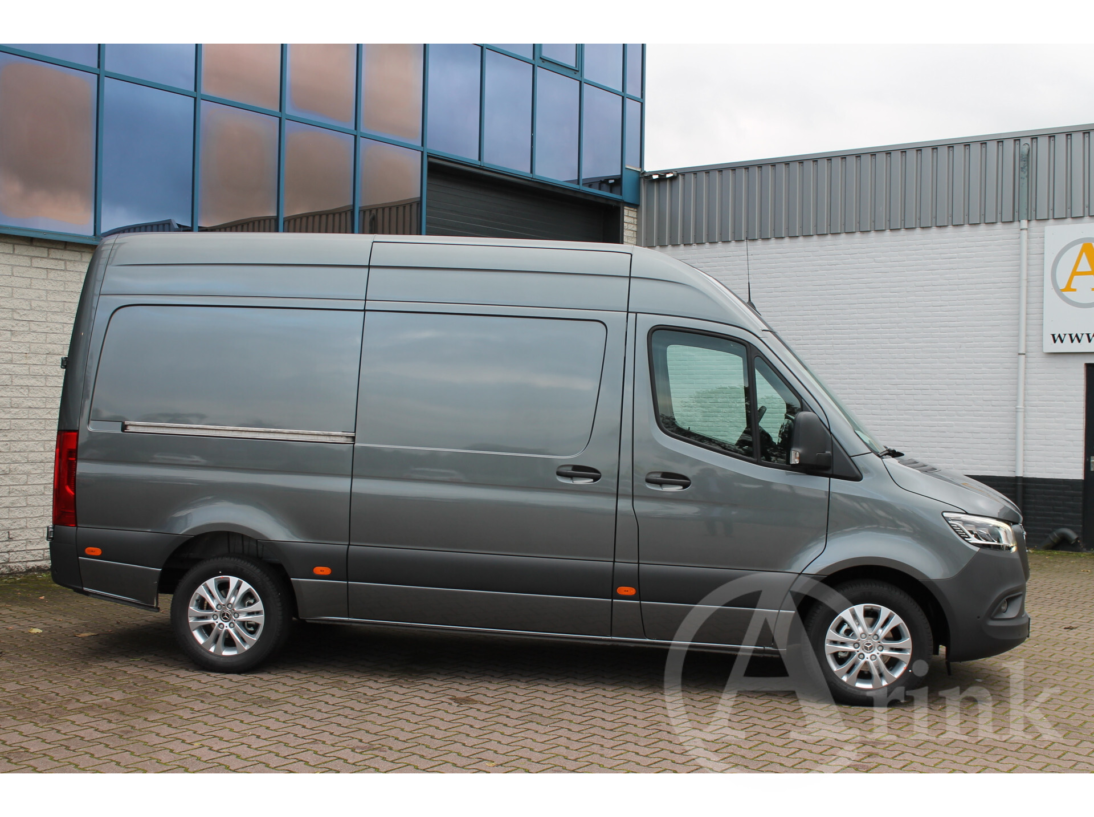 Vehicle 37346080 89af1aa3 7db9 446b b885 f5b83e796b2f