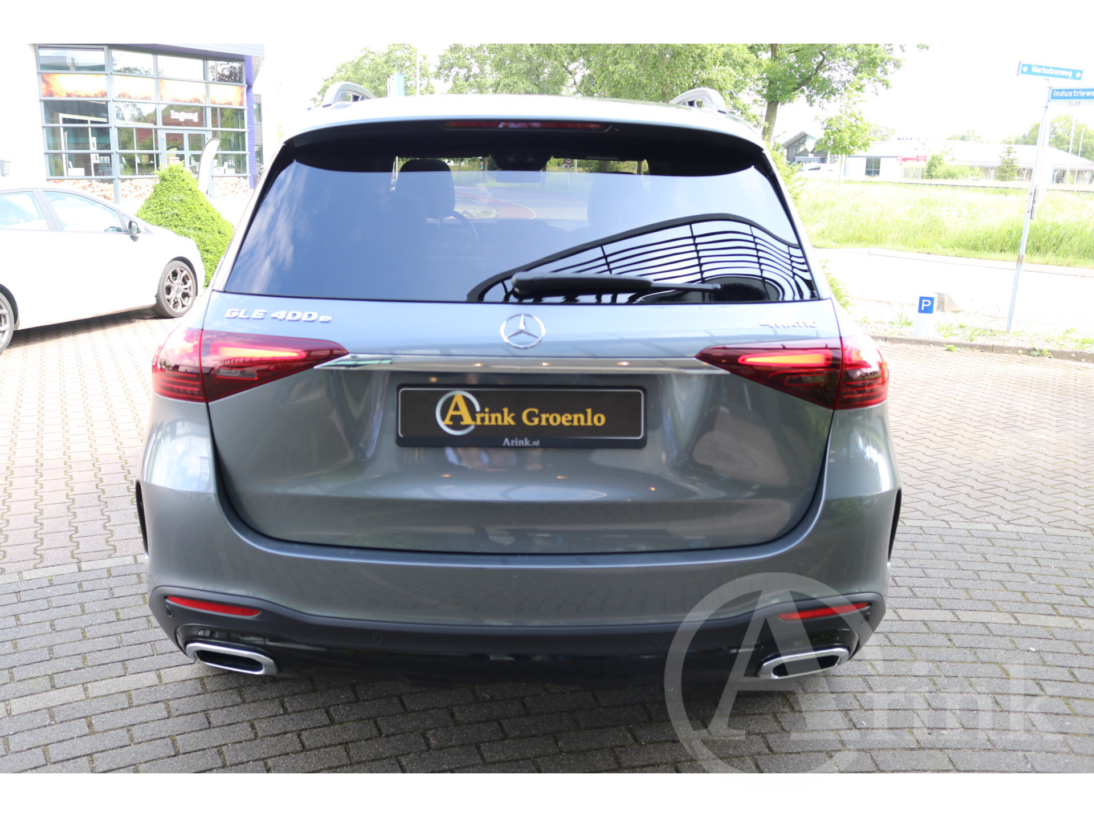 Vehicle 38571315 a984c5c8 7513 448f 95ad 48f68e2d33df