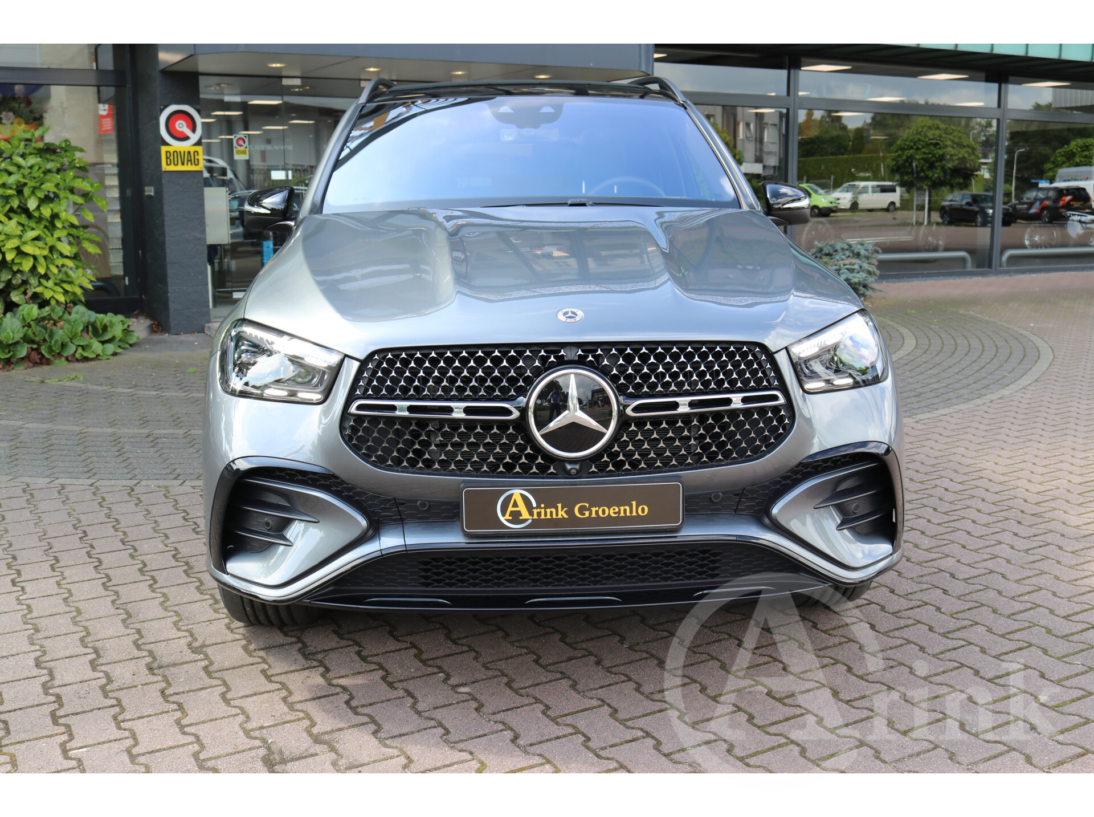 Vehicle 38571315 5463d1c5 fce7 43d0 8113 d4ff1eae6b37