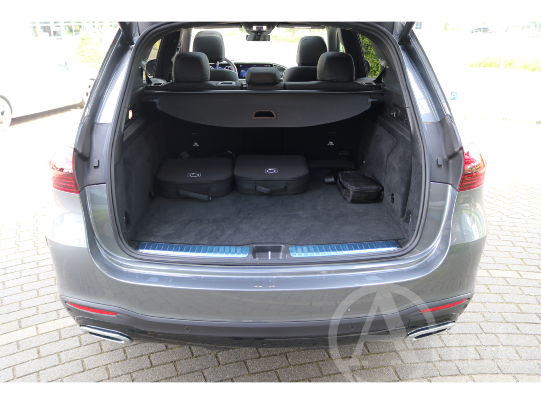 Vehicle 38571315 db82f103 ecec 4e94 b4f6 72443b6f5edc