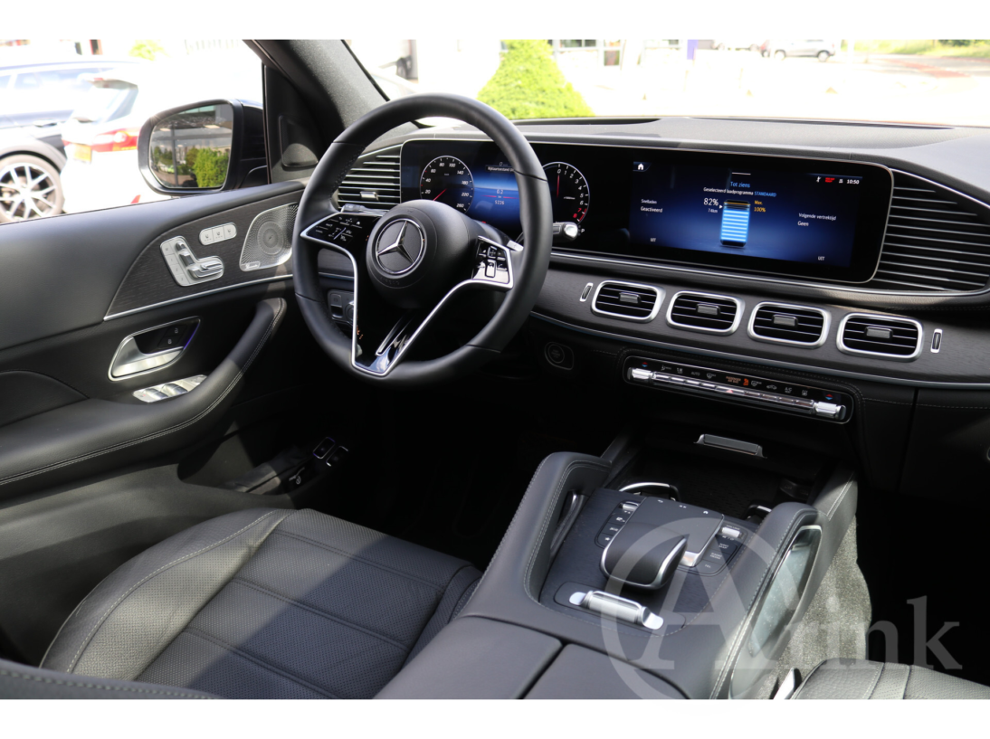 Vehicle 38571315 e5239dc1 5a66 4d44 90f2 1e14ad5149b1