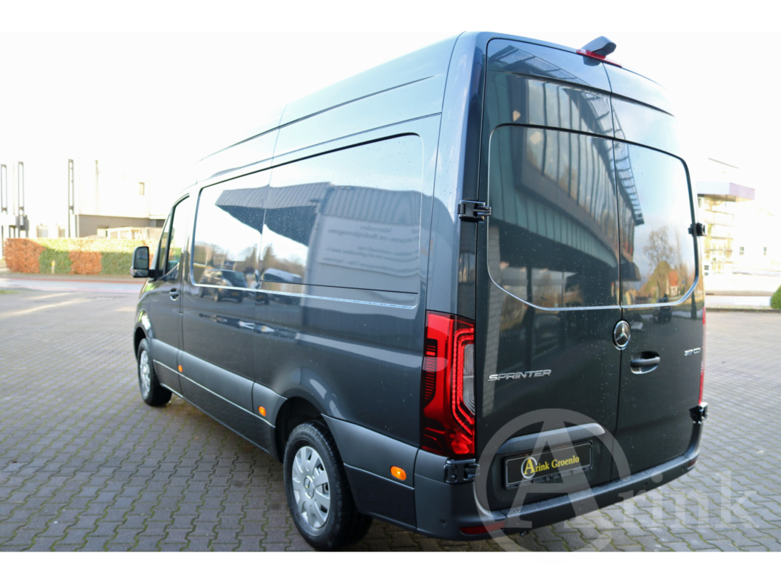 Vehicle 37131507 a03e0fff 7a2a 492d a9d9 225d41be355d