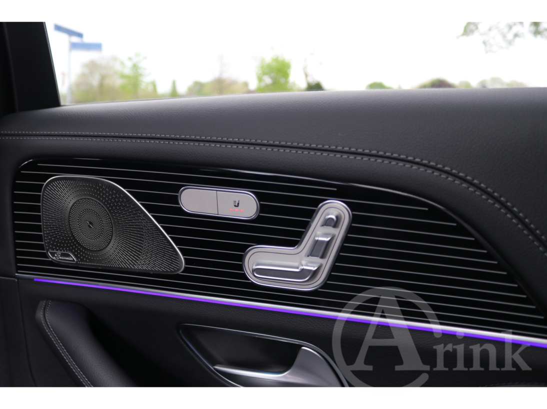 Vehicle 46466236 3f3b416b 0b7e 484d 8211 b8e57b879f4c