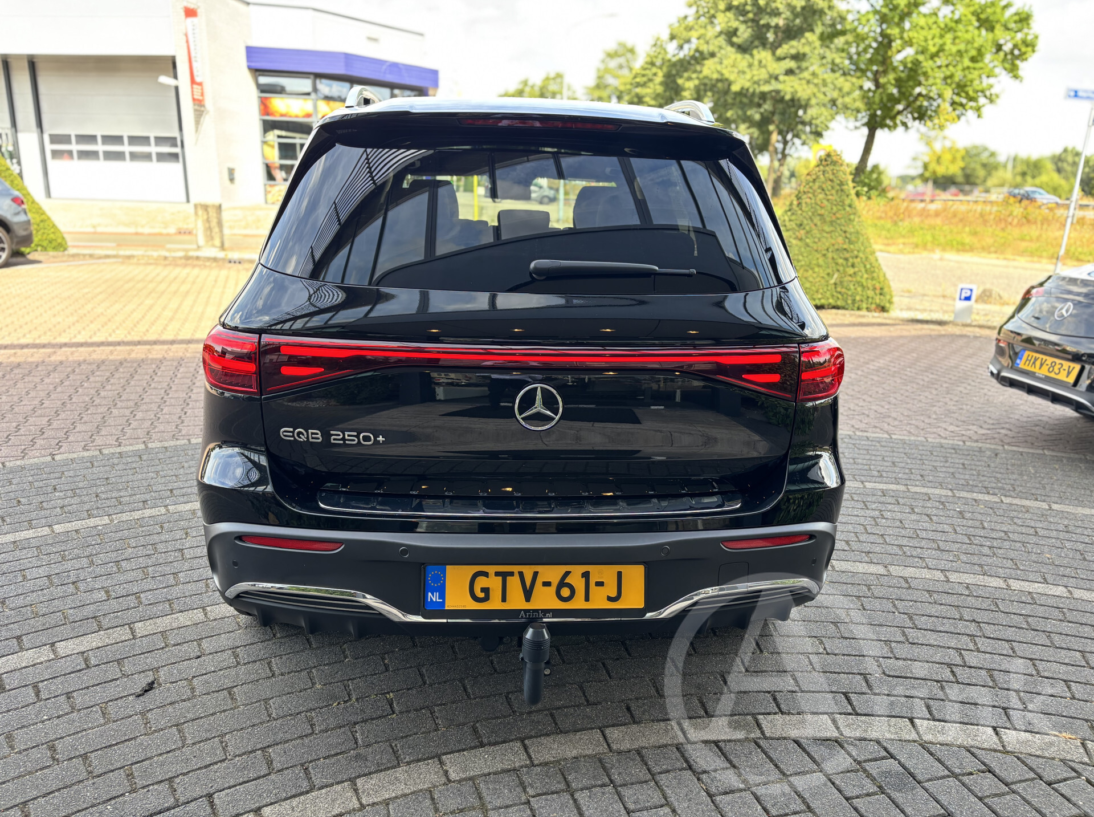 Vehicle 47179018 25f4da30 3a86 4e7b a37c 1535a8fb2fdb