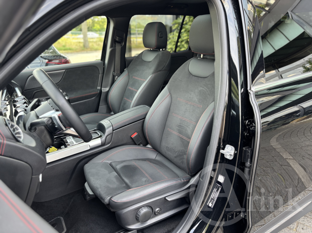 Vehicle 47179018 1d1c4db1 ea7d 468d 8bca a3b8b1e3624e