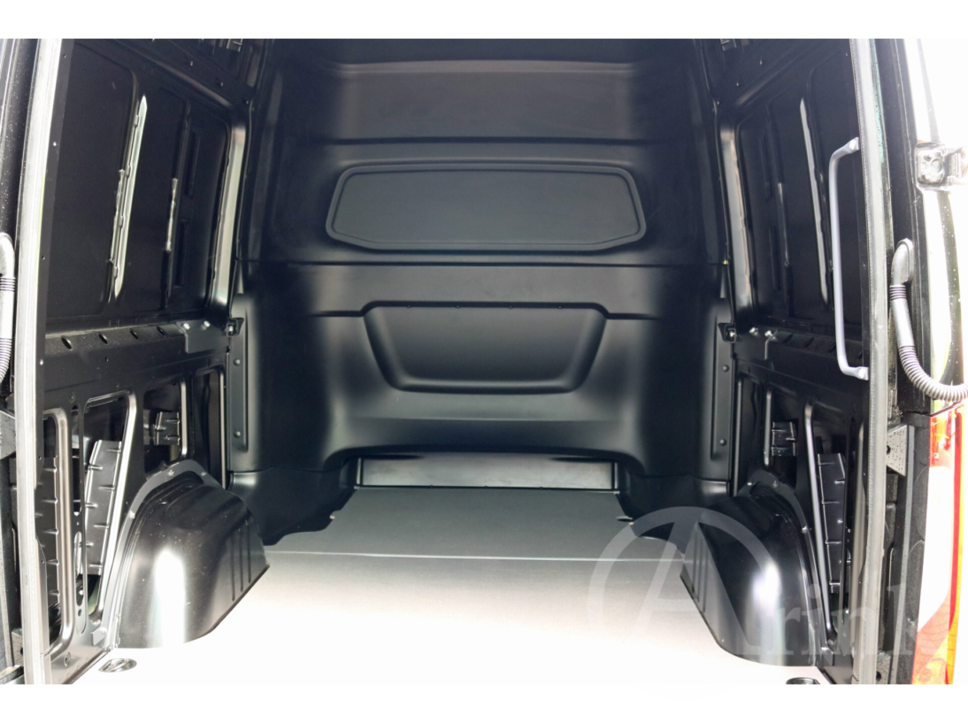 Vehicle 34277640 a74dfde2 eb1c 4f24 8e83 a03aac56a87d