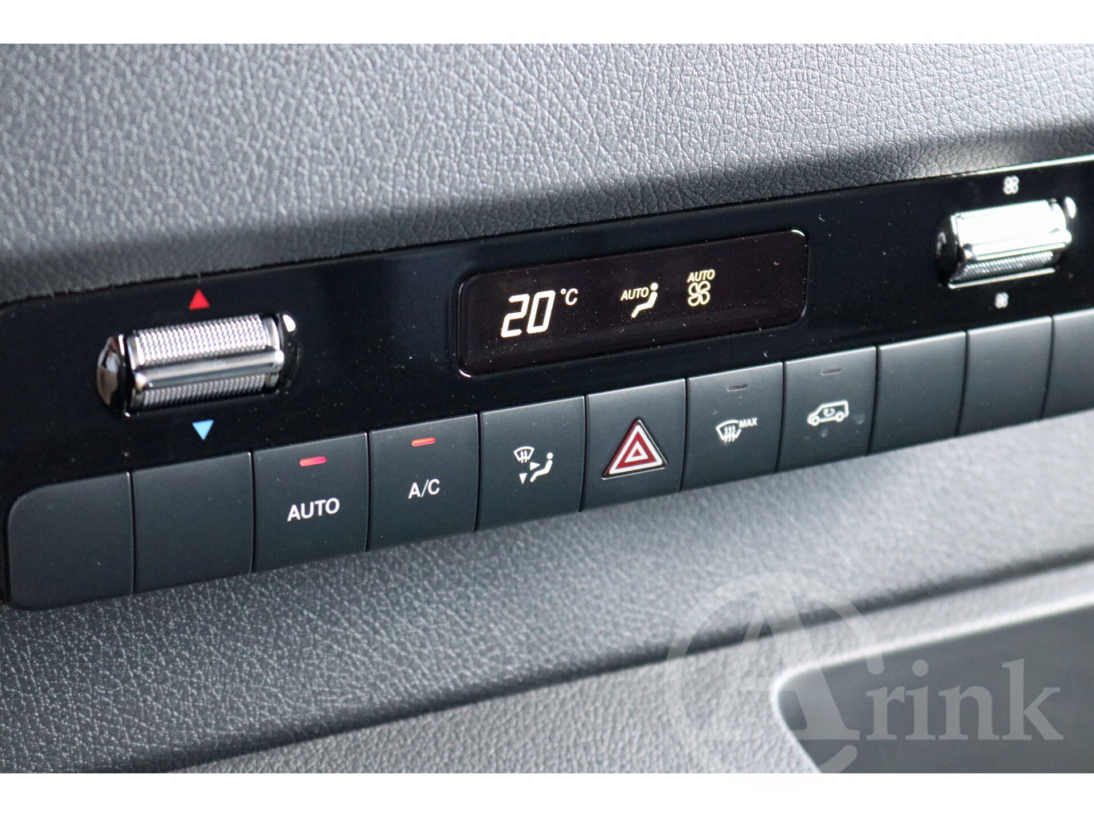 Vehicle 34277640 77e99159 0dd3 4915 afc6 d406486425d9