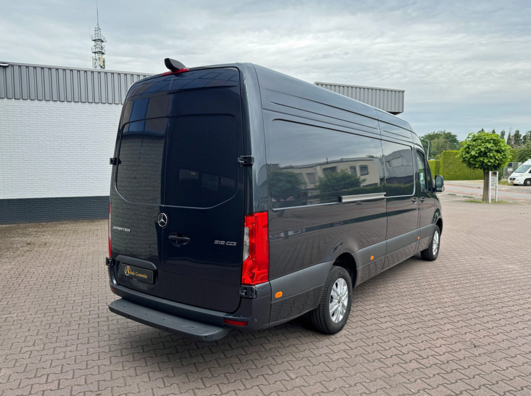 Vehicle 46276636 bbf228f9 ab50 4837 8aa1 09f5687a7175