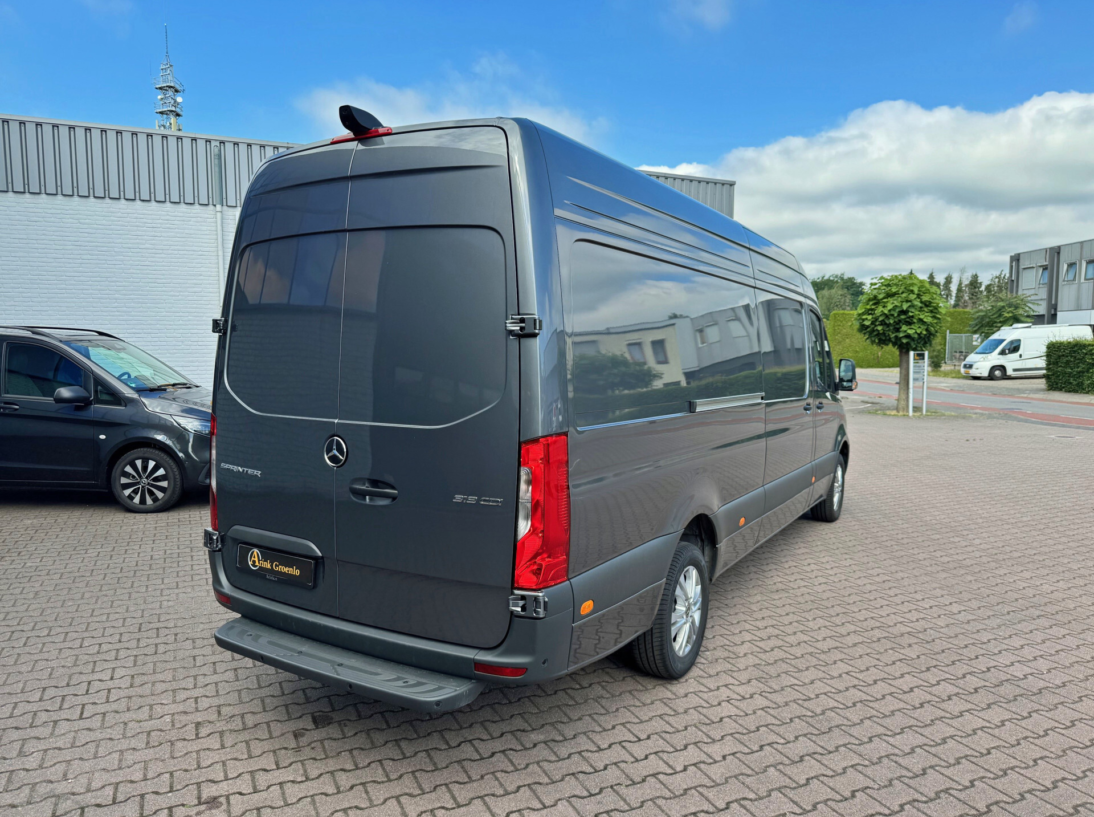 Vehicle 46023897 03c6e0be 6bc0 461a b569 6d0c81c7d131