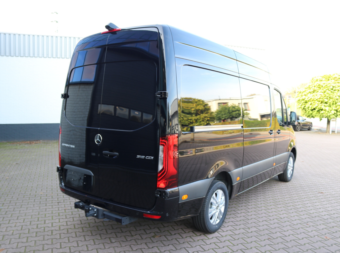 Vehicle 40788742 3b57f1e8 987d 41bf bbc8 3fb8c8097f10