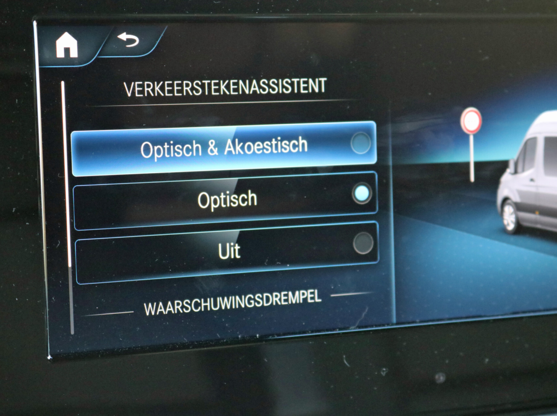 Vehicle 40788742 cd1c08c7 4af2 4ed5 b945 8cd9390d2e10