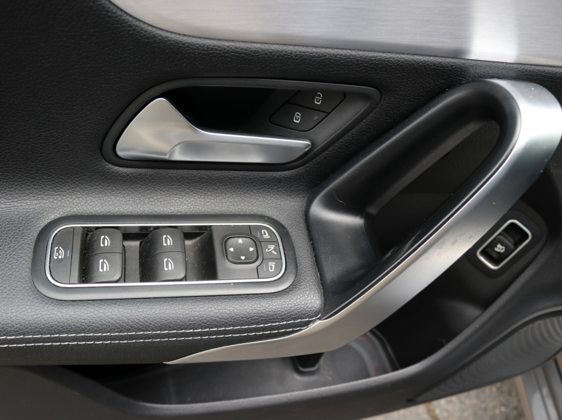 Vehicle 46803535 c9c80a9c 4dd7 4390 ba1a a34aa6ac4643
