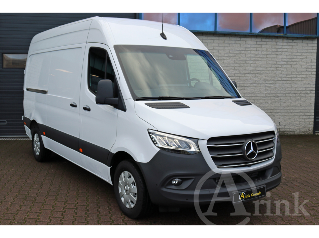 Vehicle 37346082 90eaeca6 5f17 4560 a1a2 eae48d498251