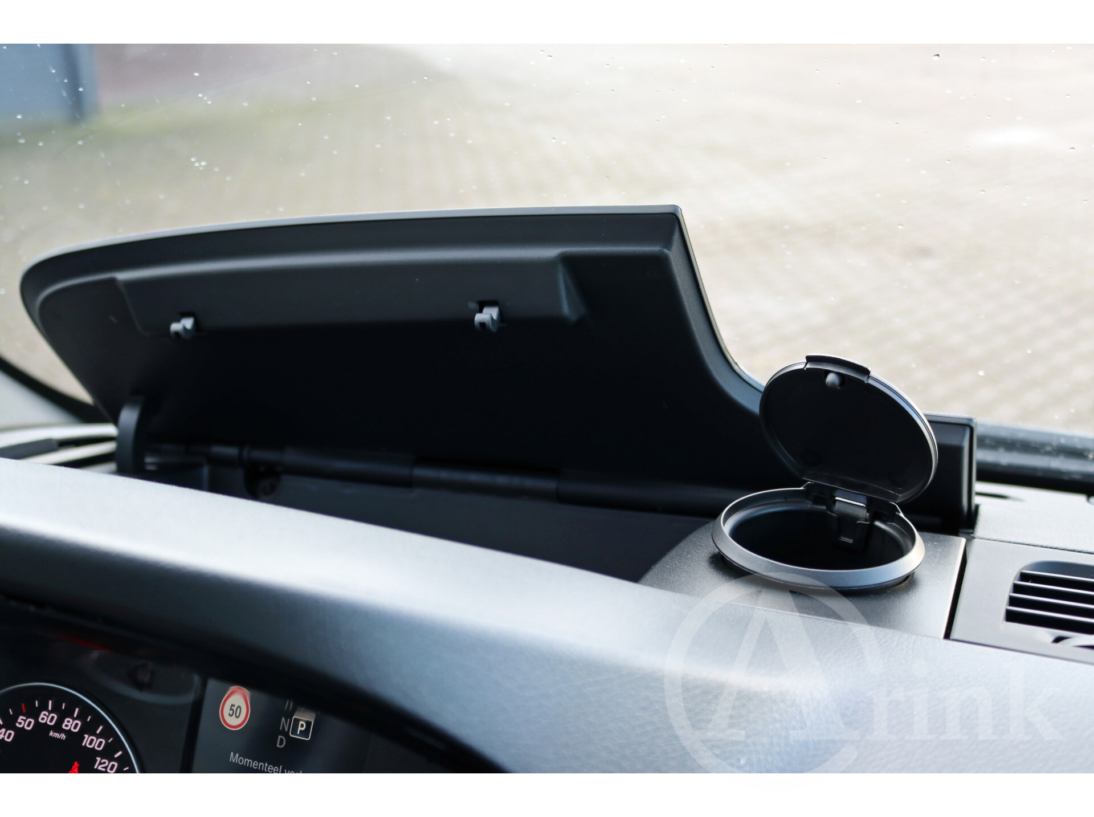 Vehicle 37346082 79d74818 f3e6 4213 bbdb ec6ccb862a07