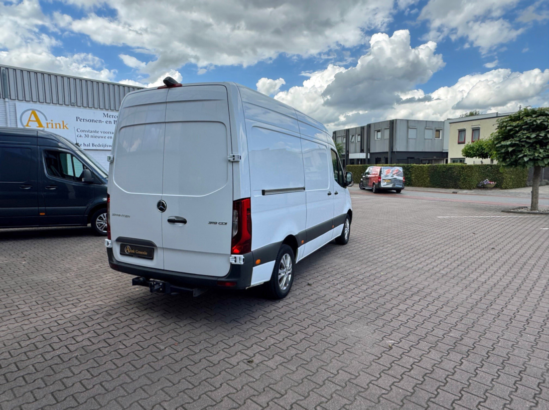 Vehicle 47280702 6dd96eba 4362 4d2d 920a 01e9b161e37a