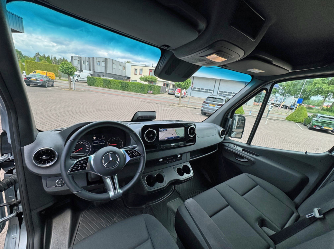 Vehicle 47209486 c06f0c7d d78b 446a ad01 a574f16e314c