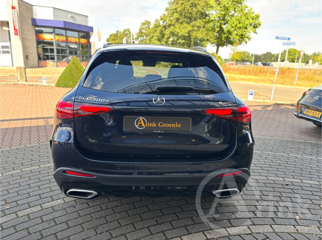 Vehicle 47327716 fe51b798 d779 46c7 b821 b9506944c21a