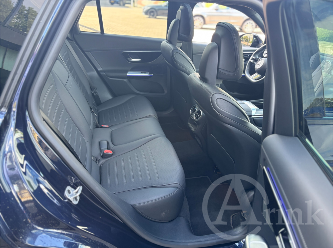 Vehicle 47327716 97061285 1135 42c6 a225 b6bf0bba459d