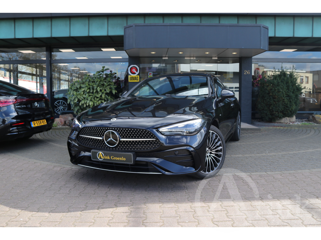 Vehicle 43864583 c805f0f2 4936 4c08 a790 9050a6631052