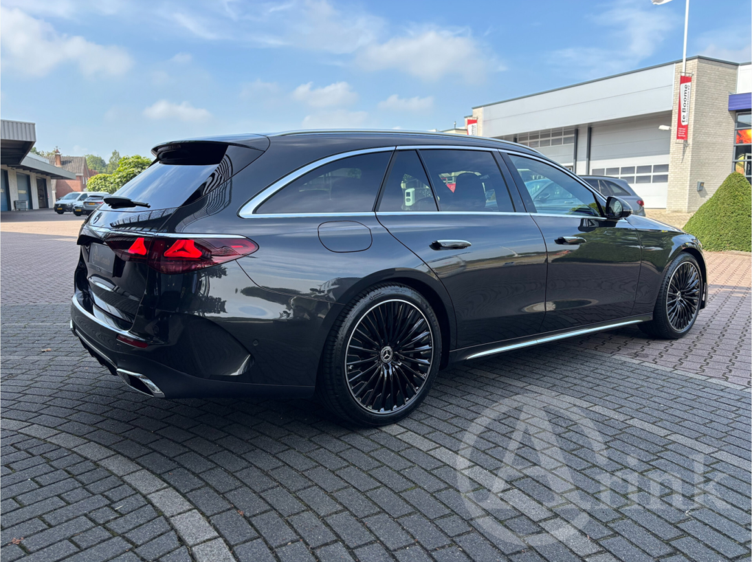 Vehicle 47509668 4c0eac4b ac33 45f0 a542 0d7c46188ce4